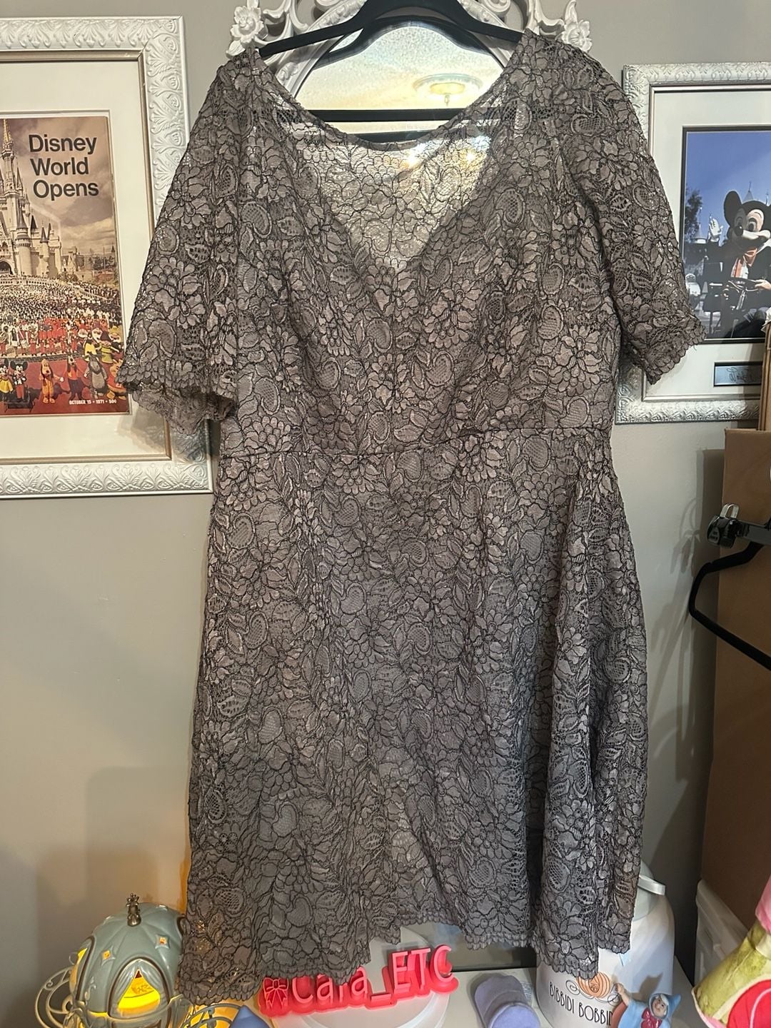 David's Bridal Women's Short Sleeve Floral Lace Cocktail Dress With V-Back